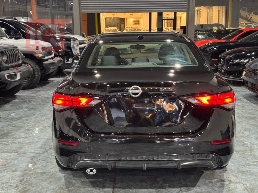 نيسان سنترا